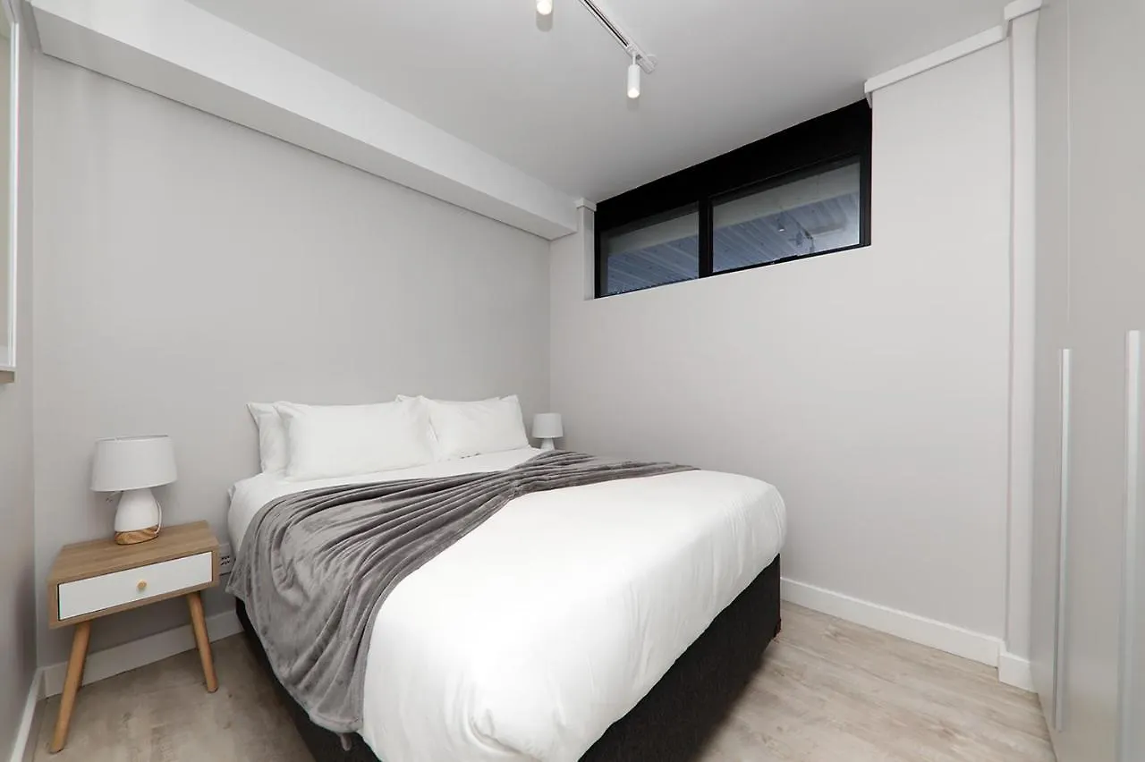 002 Burmesiter On Park- 2 Minute Walk From The Beach Cape Town Daire
