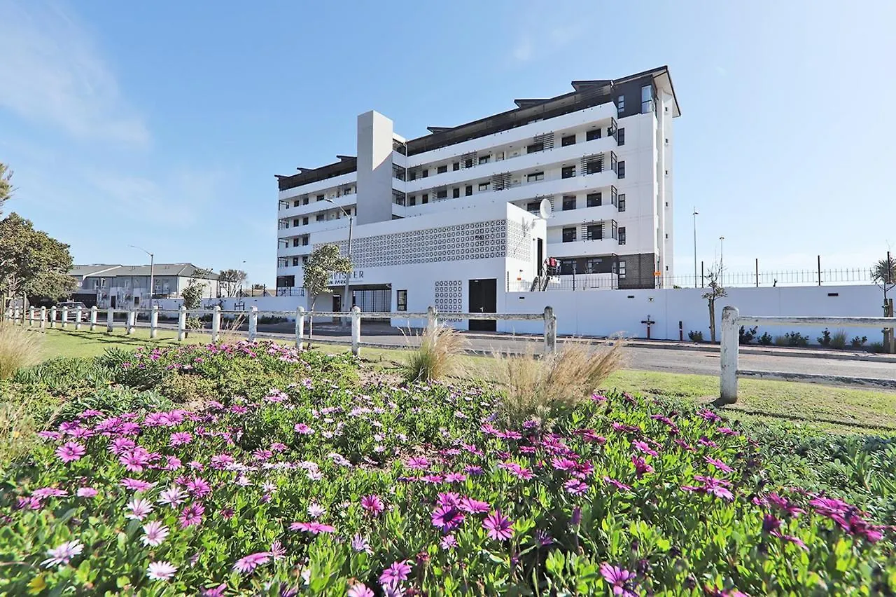 002 Burmesiter On Park- 2 Minute Walk From The Beach Cape Town Güney Afrika